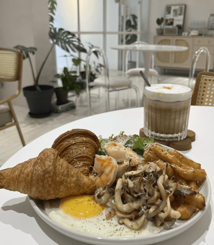 桃園中壢區獨加美食【 蔓 Vine cafe & studio 】