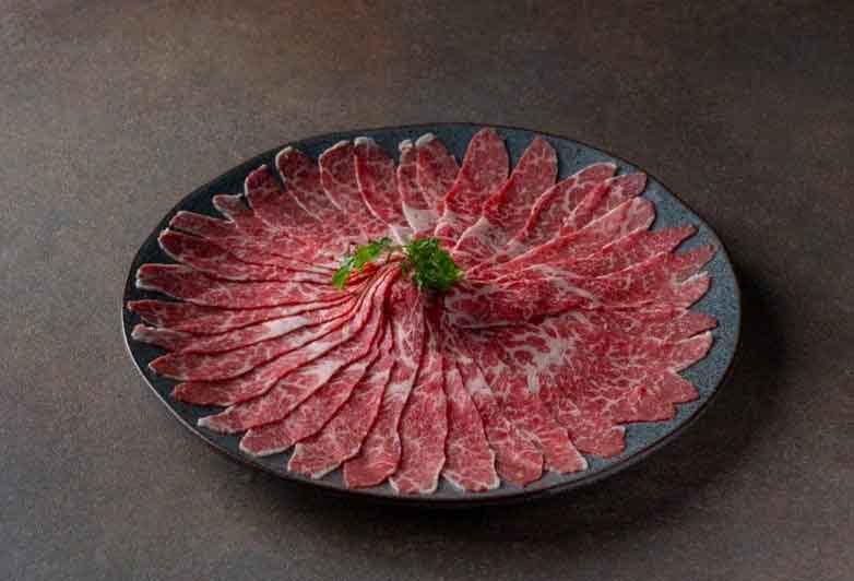 重慶麻辣鍋品牌「緋花」進駐台中老虎城