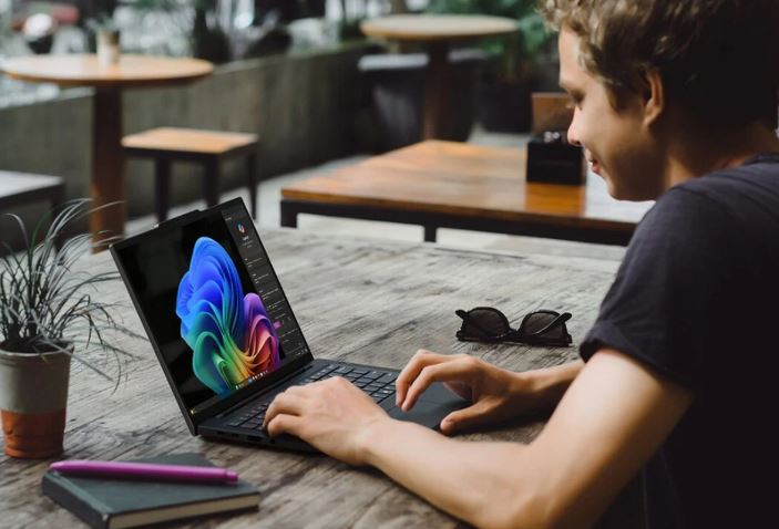 Lenovo全新AI PC亮相：Yoga Slim 7x與ThinkPad T14s Gen 6