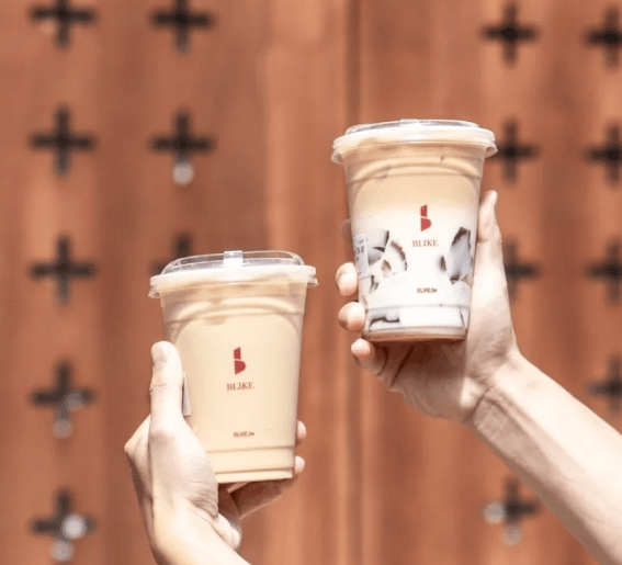 終於來了！精品奶茶「BLIKE」進軍台北 「分號拿鐵」領軍3新品搶先看 「開幕優惠＋必點飲品」報你知