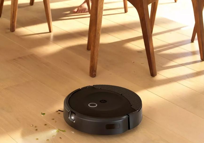 iRobot 推出 Roomba Combo 10 Max 掃拖機器人：自動清洗與烘乾拖布功能