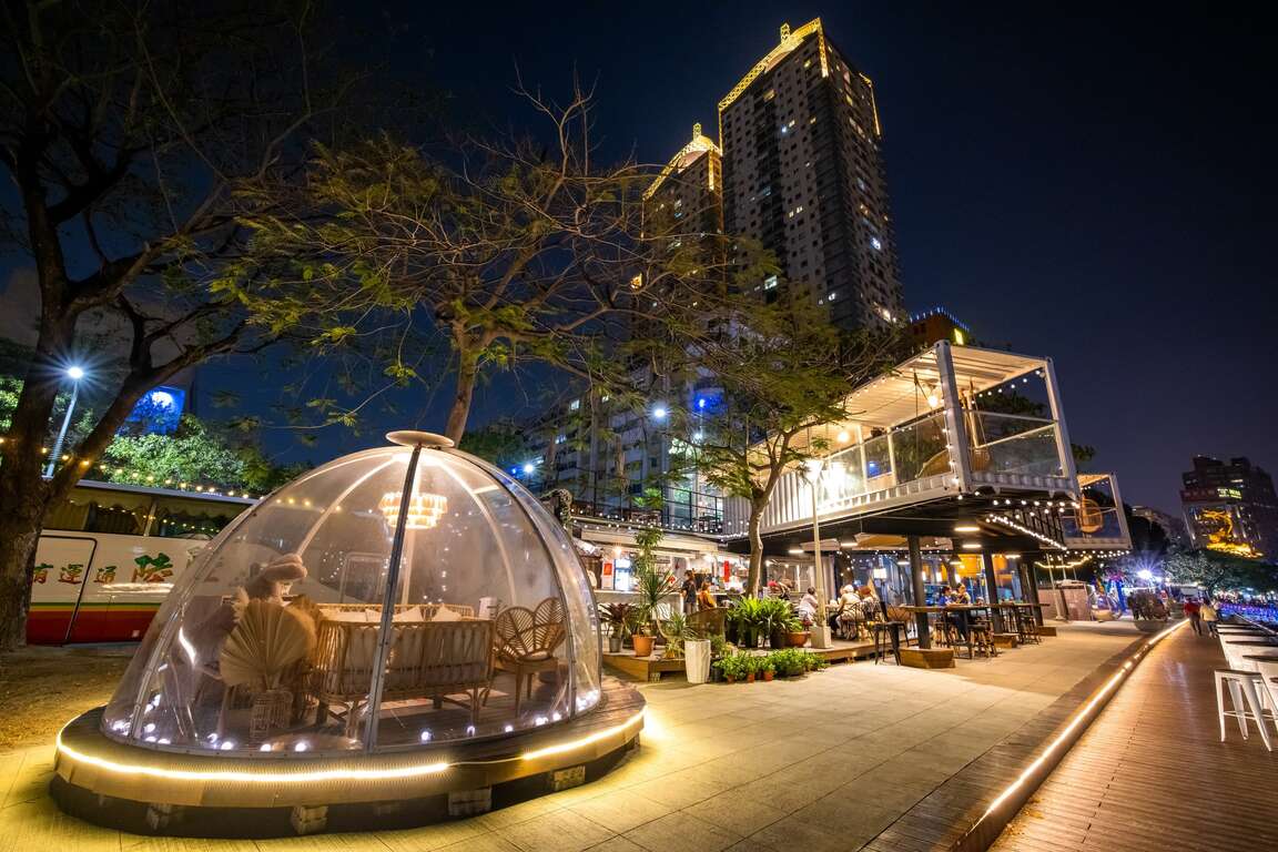 七夕情人節高雄浪漫之旅 | 譜寫愛情新樂章