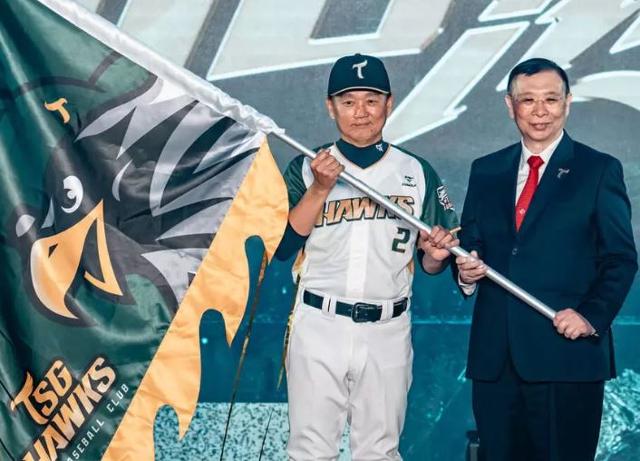洪一中眼前的雙重挑戰，成為台灣職棒首位千勝教練與帶領新軍台鋼雄鷹