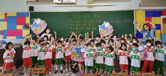 創客結合防疫 河濱國小學生自製「防疫手工皂」