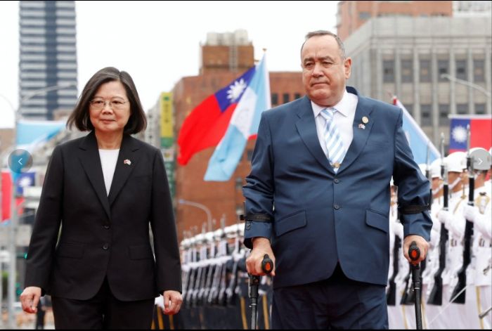 危地馬拉總統訪台 稱無條件支持台灣