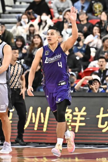 PLG》高國豪以7.76秒的精湛投球,帶領攻城獅客場擊敗衛冕冠軍富邦勇士