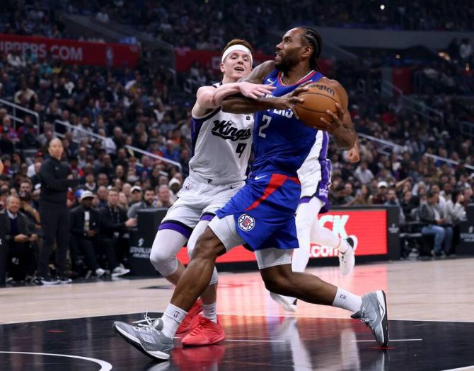 NBA》雷納德精準投籃,攻下31分!四星快艇擊敗國王,連續五場勝利入袋