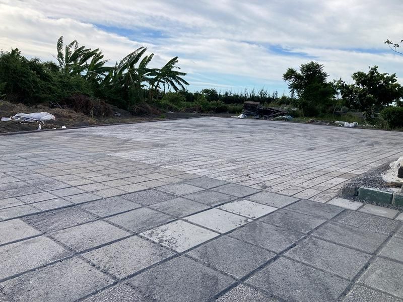 想做庭院或步道?平板地磚特色與戶外運用一次看懂