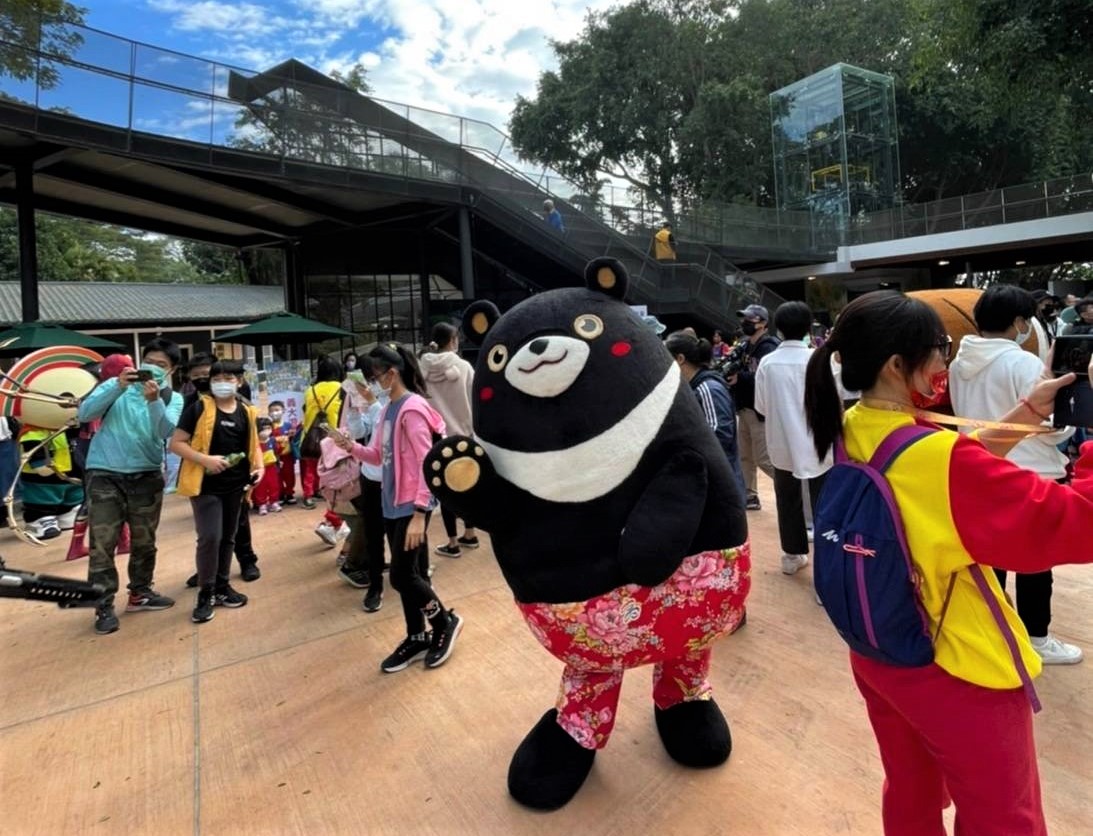 壽山動物園辦高雄熊見面會 端午連假啟動付費接駁