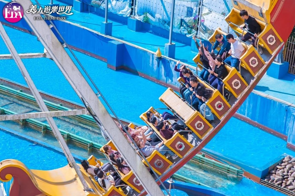 義大遊樂世界新春盛典 | 消防英雄優惠與歡樂互動