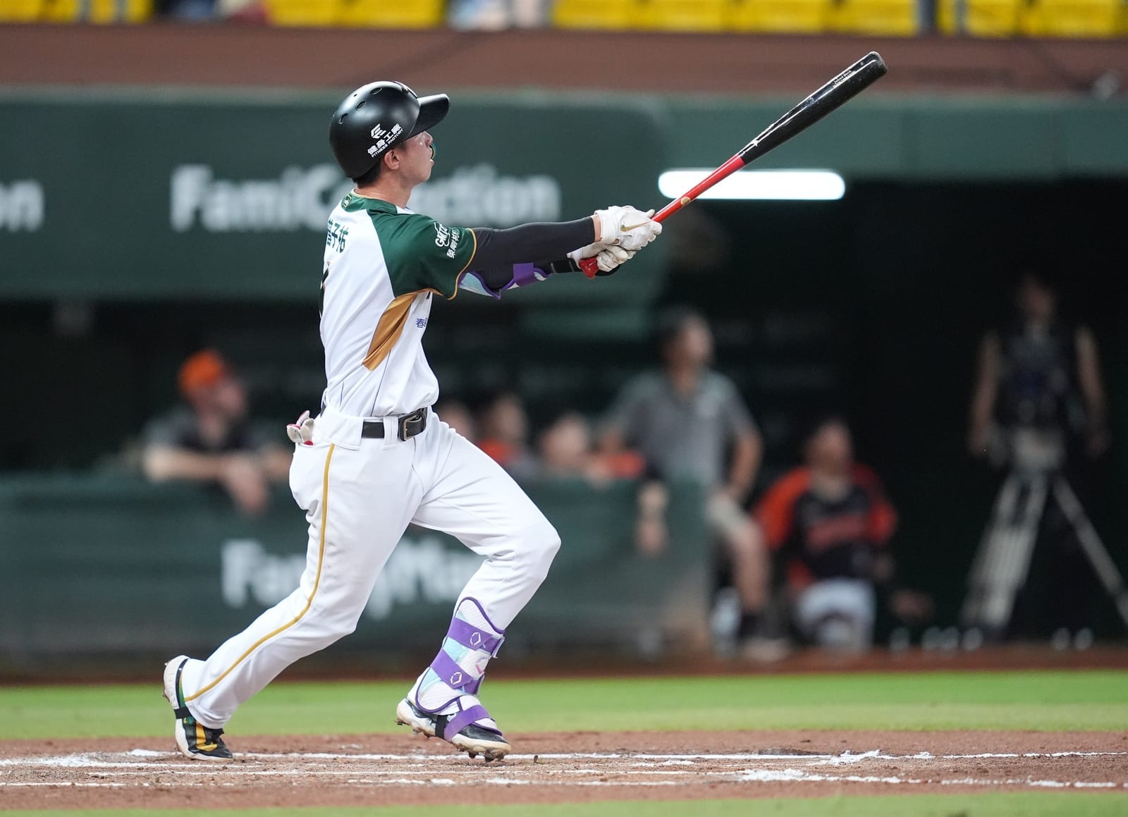 魔鷹雄風再現！3連勝完美收官