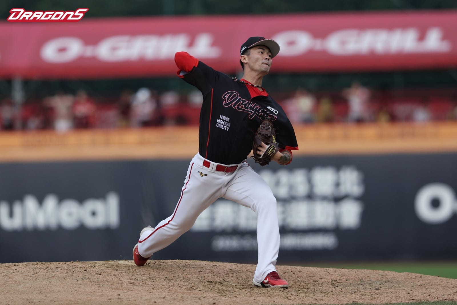 狂歡夜！龍將二連勝，張政禹生涯首轟照亮球場
