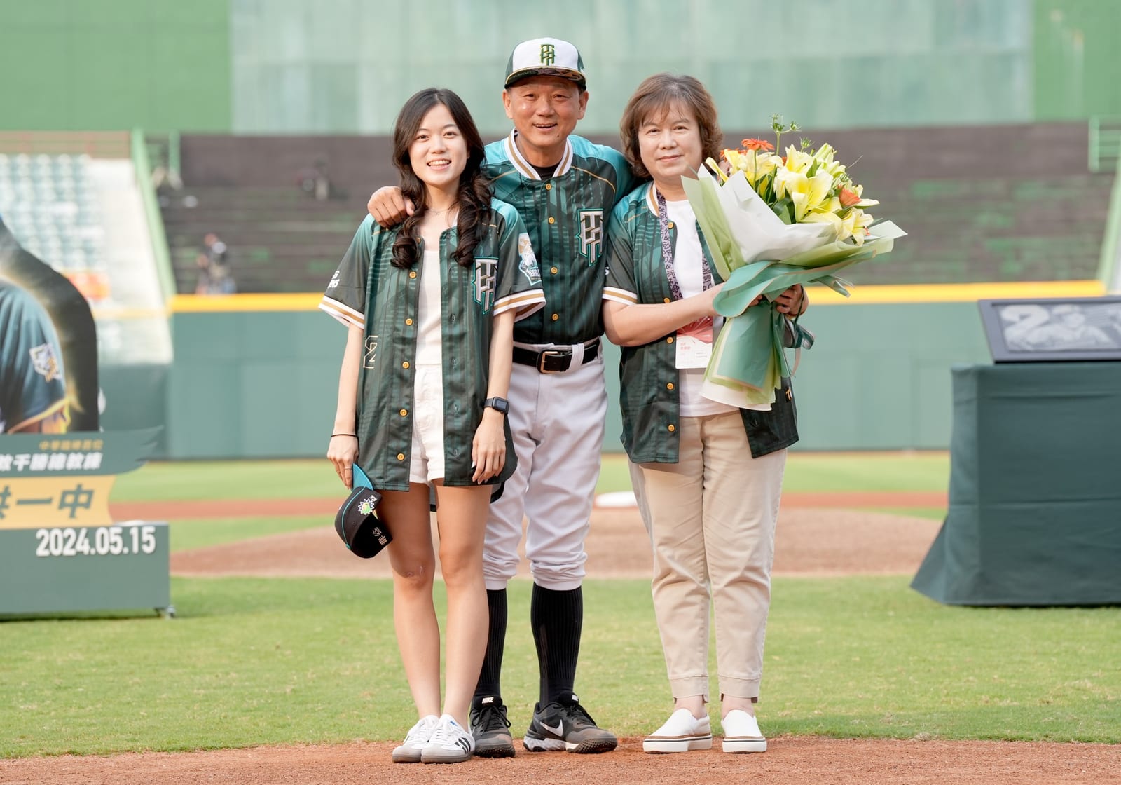 熱血沸騰！台鋼雄鷹與統一7-ELEVEn獅聯名「南人祭」週末精彩回顧