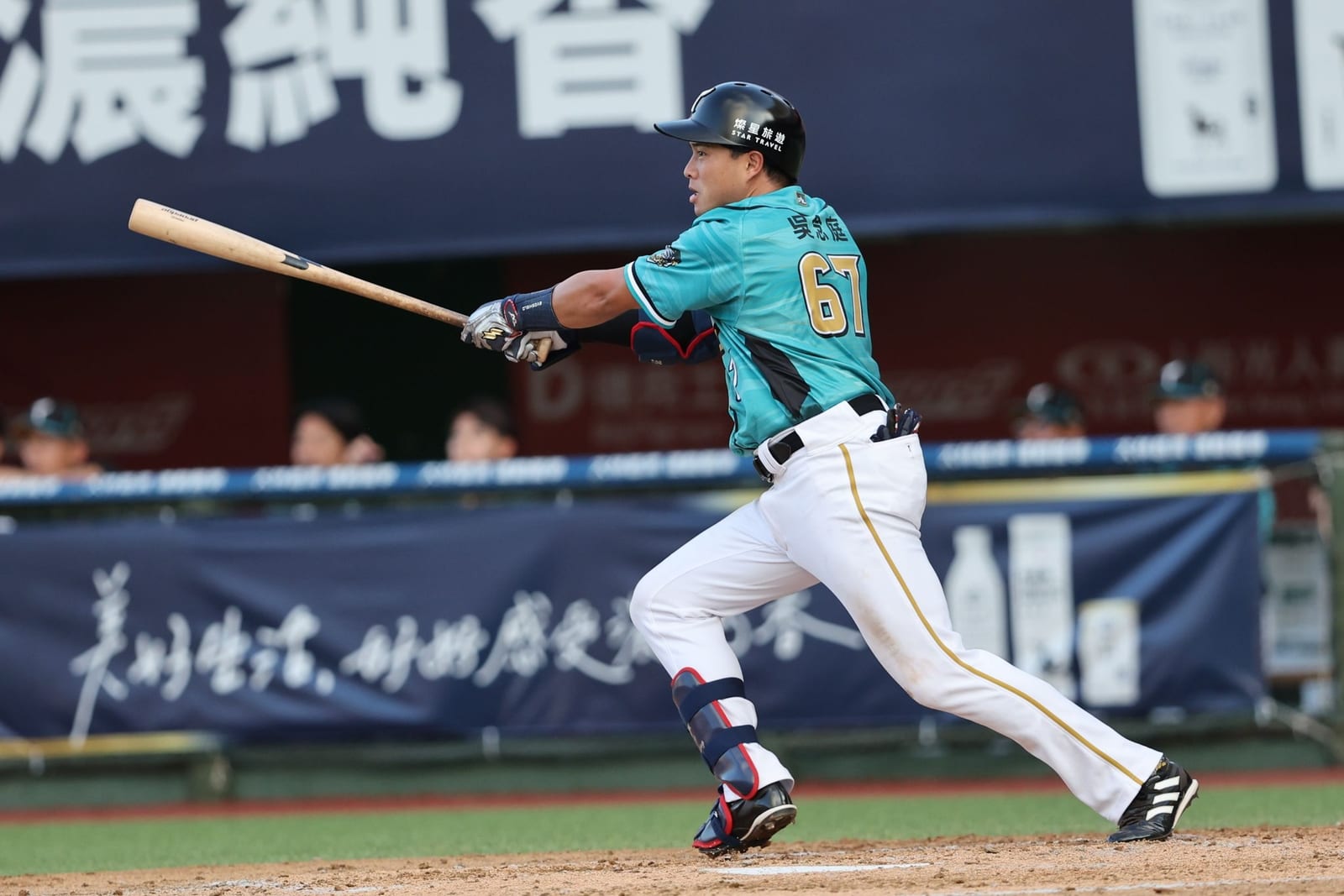 台鋼雄鷹 vs. 味全龍：施子謙投出精采好球，打線需再接再厲