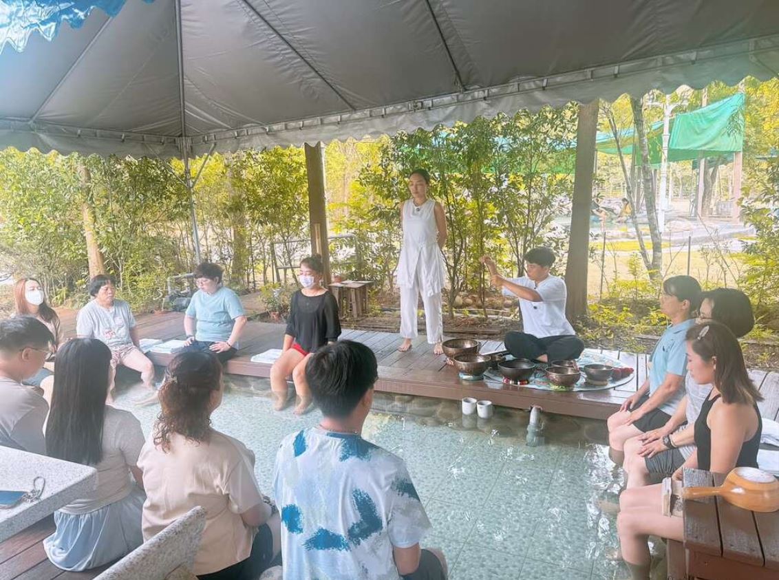 龜丹溫泉美人湯再升級　結合瑜伽與頌缽療癒體驗人氣爆棚