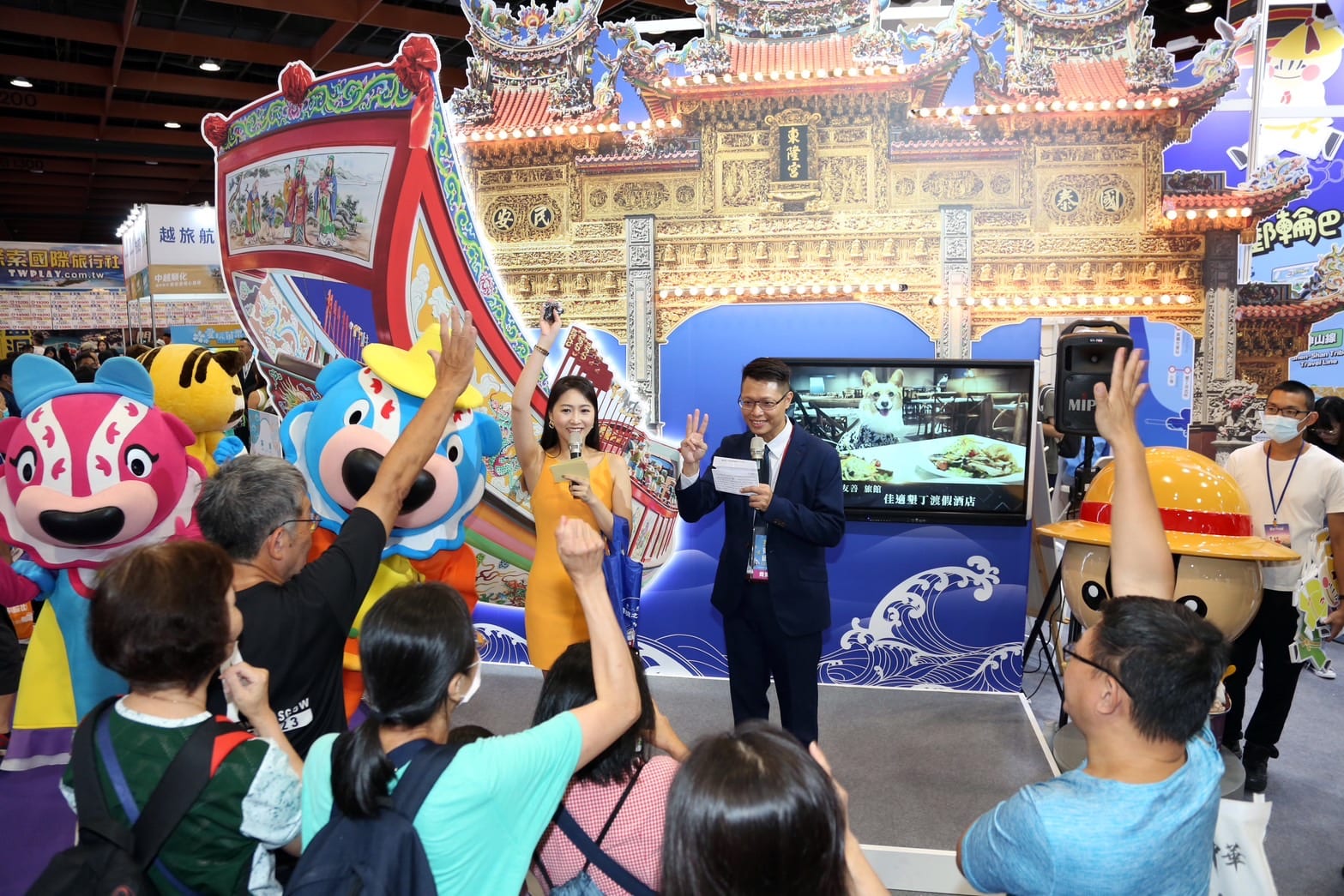 台北國際夏季旅展熱鬧登場，屏東縣館帶來滿滿福氣