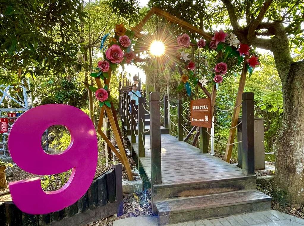 聖誕走進山林談戀愛　台中大坑9號步道化身浪漫「閱讀山林」愛戀路線