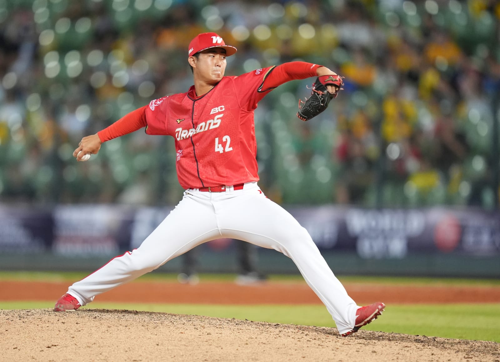 龍之子徐若熙帶領龍隊奮勇向前，以13比6擊敗中信兄弟！