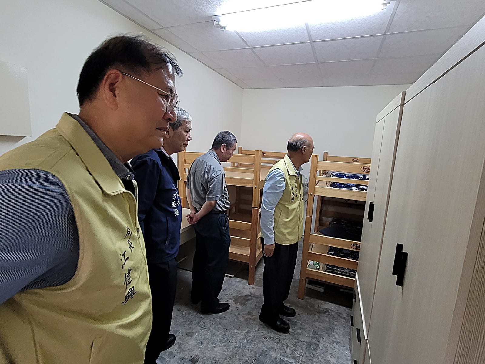 高雄人心最美：工會行善特攻隊助力低收入家庭重建家園