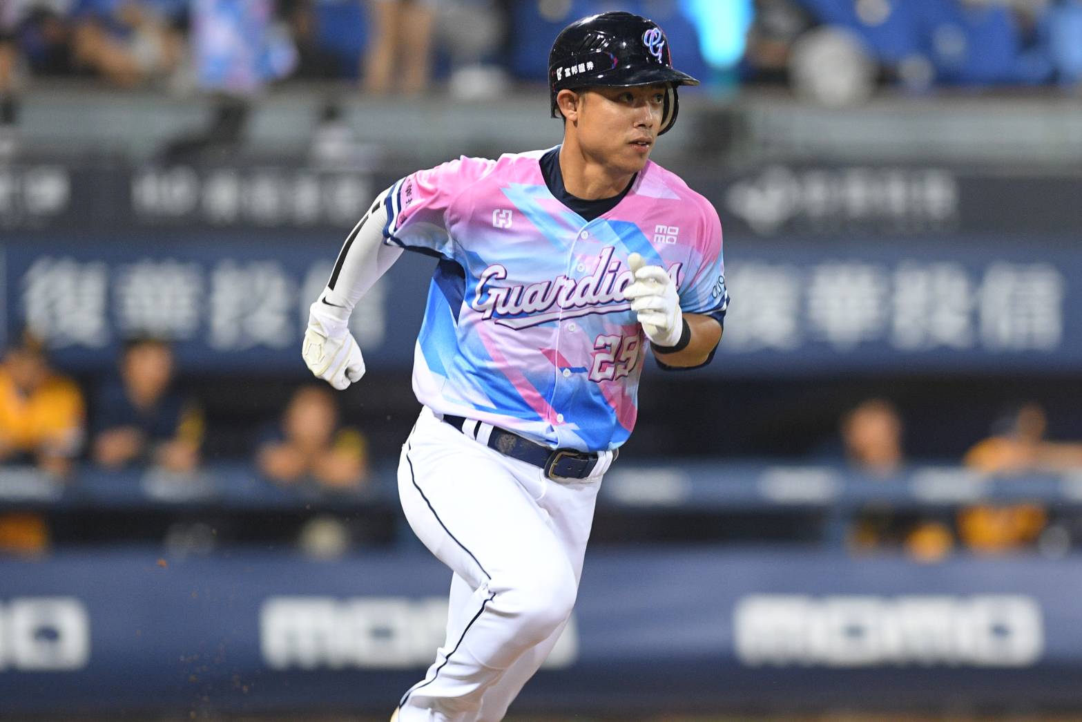 「月月」陳仕朋精彩壓制對手，悍將完封勝利！