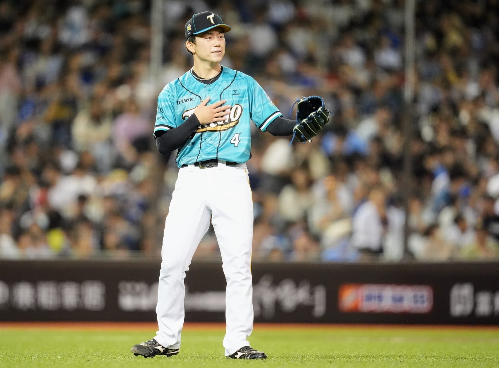 台鋼雄鷹絕地反擊，藍寅倫致勝安打擊敗富邦悍將