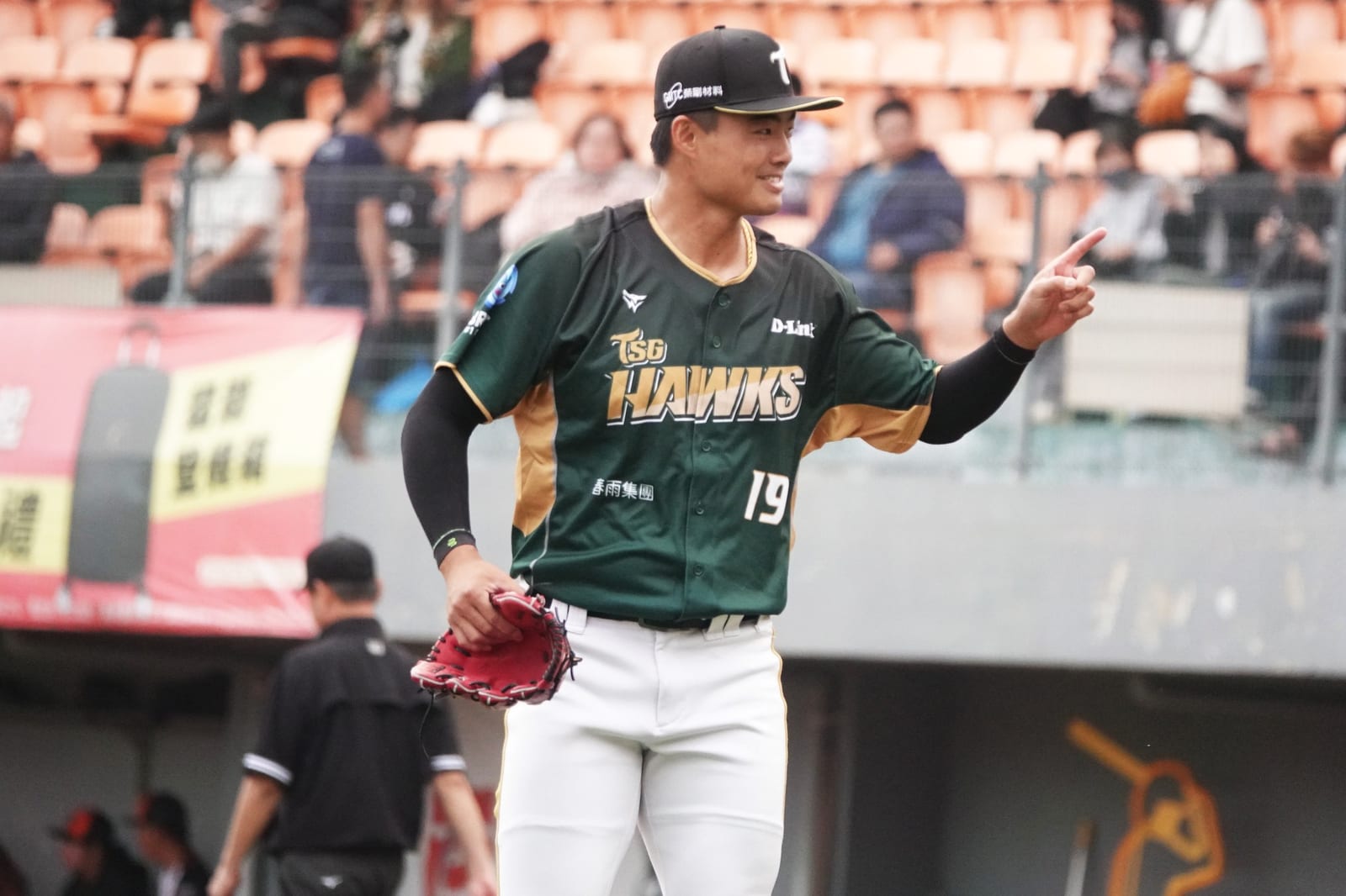 台鋼雄鷹春訓賽事精彩回顧：猛攻出擊，擊敗統一7-ELEVEn獅