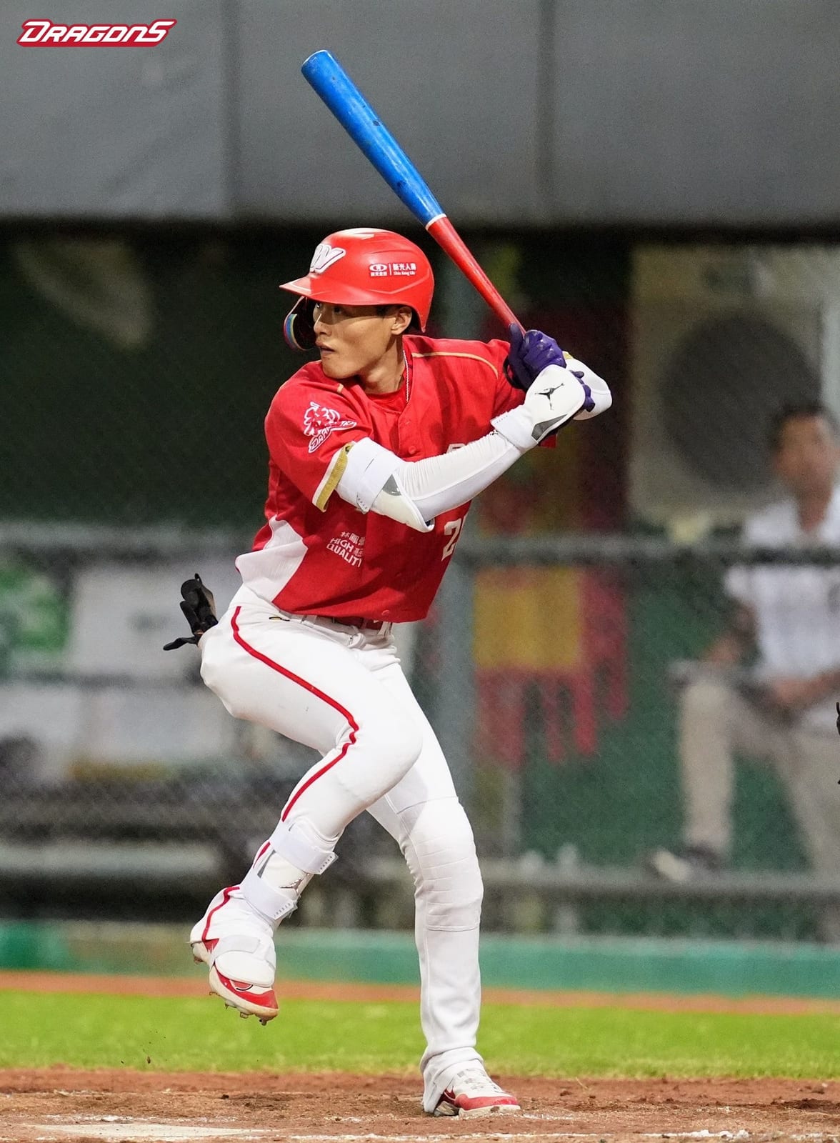 味全龍火力全開，擊退台鋼雄鷹獲勝
