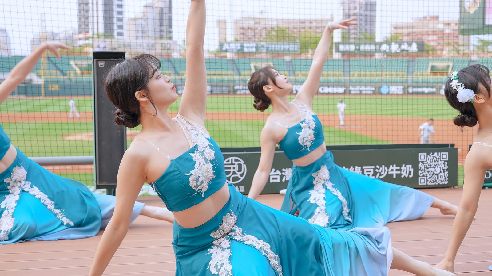 Wing Stars全力以赴，為台鋼雄鷹開幕戰注入無限熱情與活力