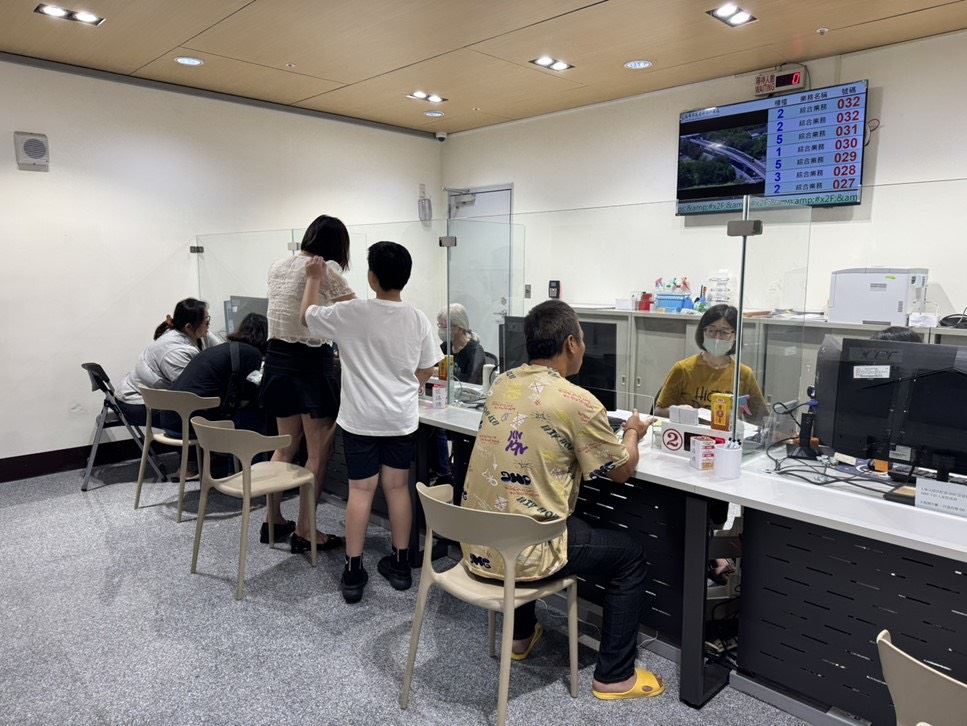 高雄住宅補貼服務據點搬新家，便利交通與貼心服務，陪伴市民幸福安居