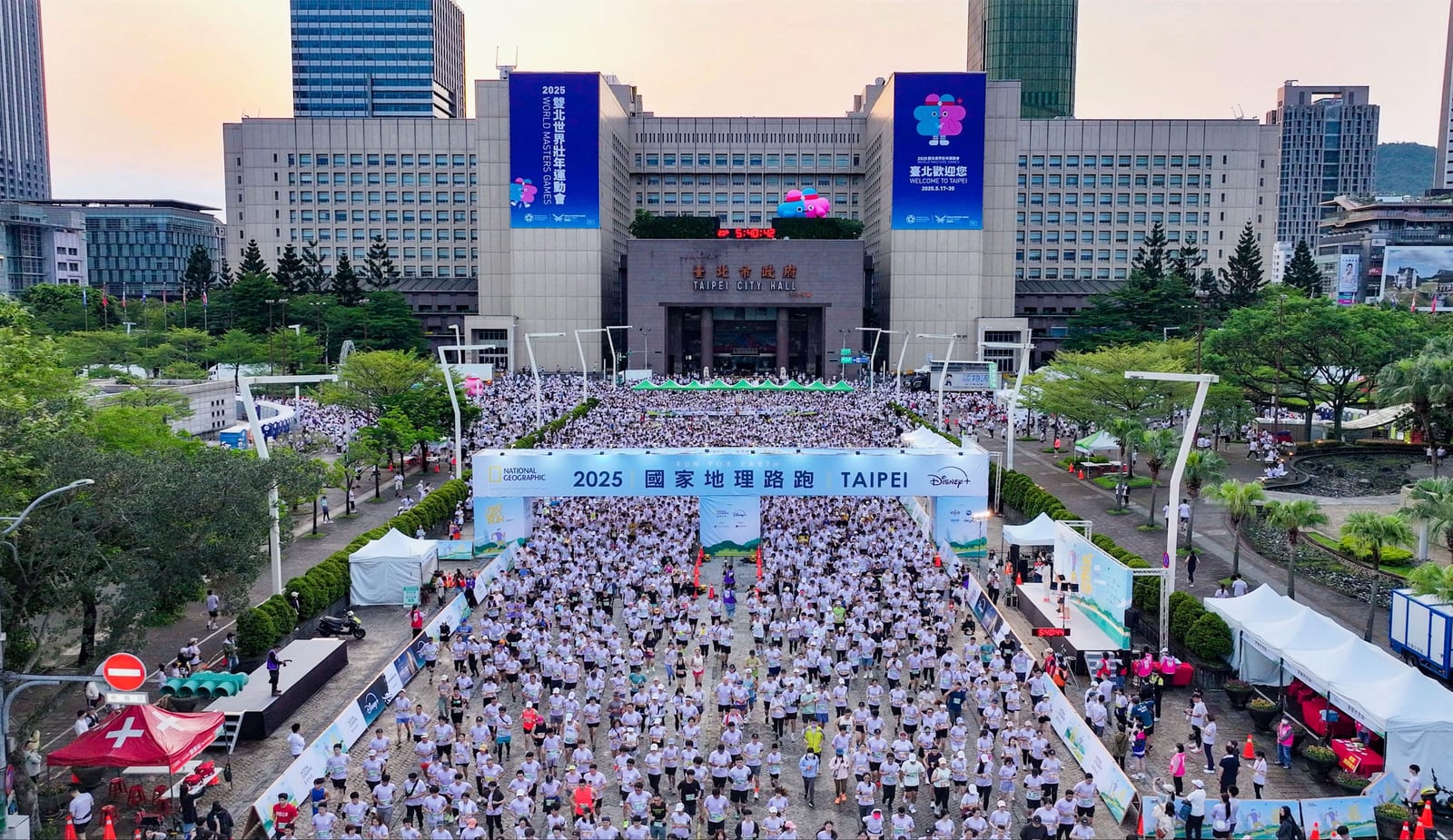 加碼開放3000名額!年度路跑盛事《2026國家地理路跑》報名盛況空前;特邀金曲樂團宇宙人擔任表演嘉賓,用最熱血的音樂響應環保盛事