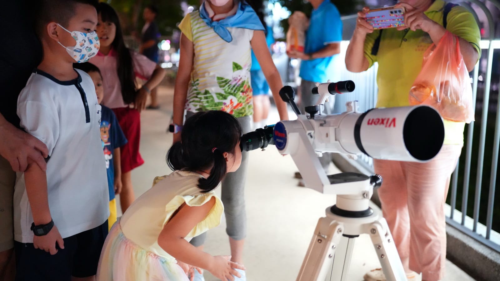 11/5幸福公園「超級月亮」觀測會，近距離體驗月表震撼