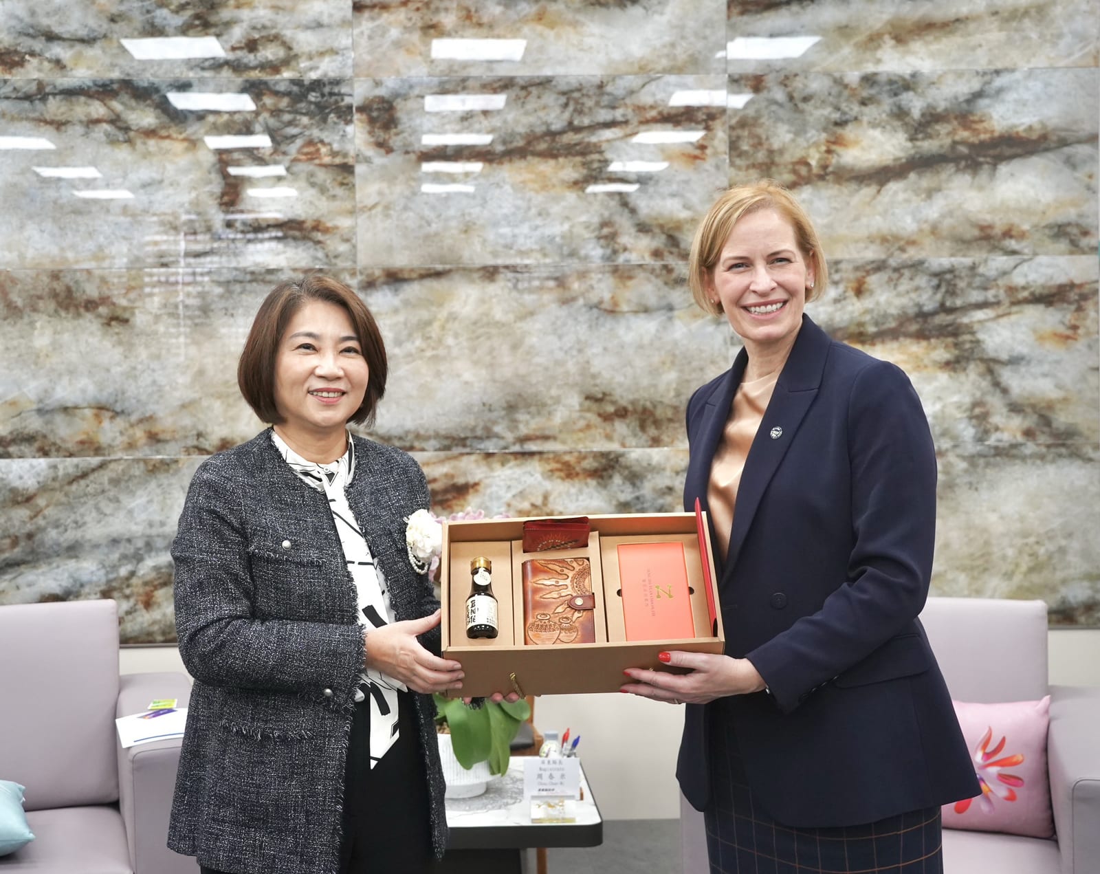 歐洲在臺商務協會首位女性理事長拜會屏縣府，周春米盼深化臺歐合作、共創永續契機