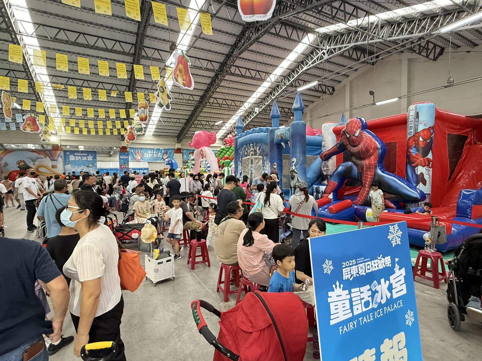2025屏東夏日狂歡祭圓滿落幕，百萬人次湧入見證「童話冰宮」魅力，親子共創暑假最美回憶