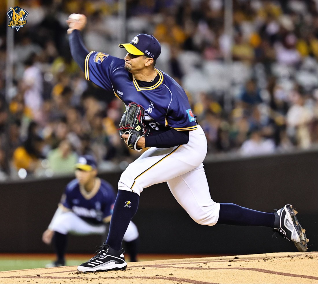 大巨蛋黃潮再起！許基宏九下敲再見安，兄弟4：3逆轉台鋼雄鷹