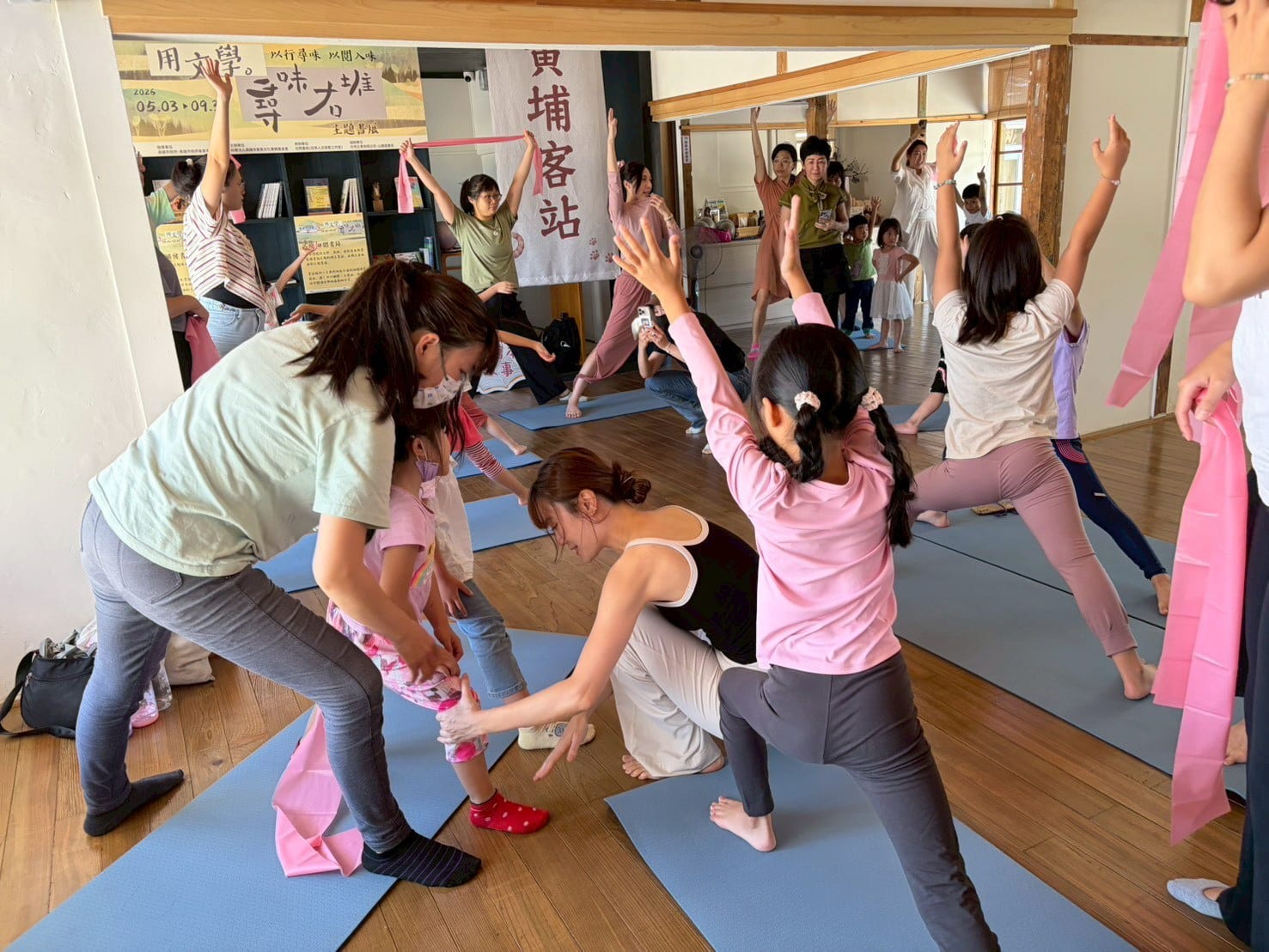 黃埔客站上演《運動會个秘密》繪本好好玩，親子化身故事中的小選手