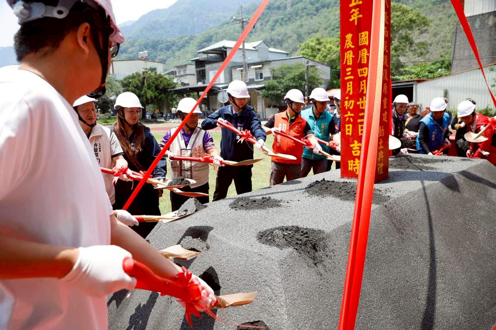 梅山吊橋災後重建動土！布農族八部合音祈福，打造安全、便利又有溫度的部落新地標