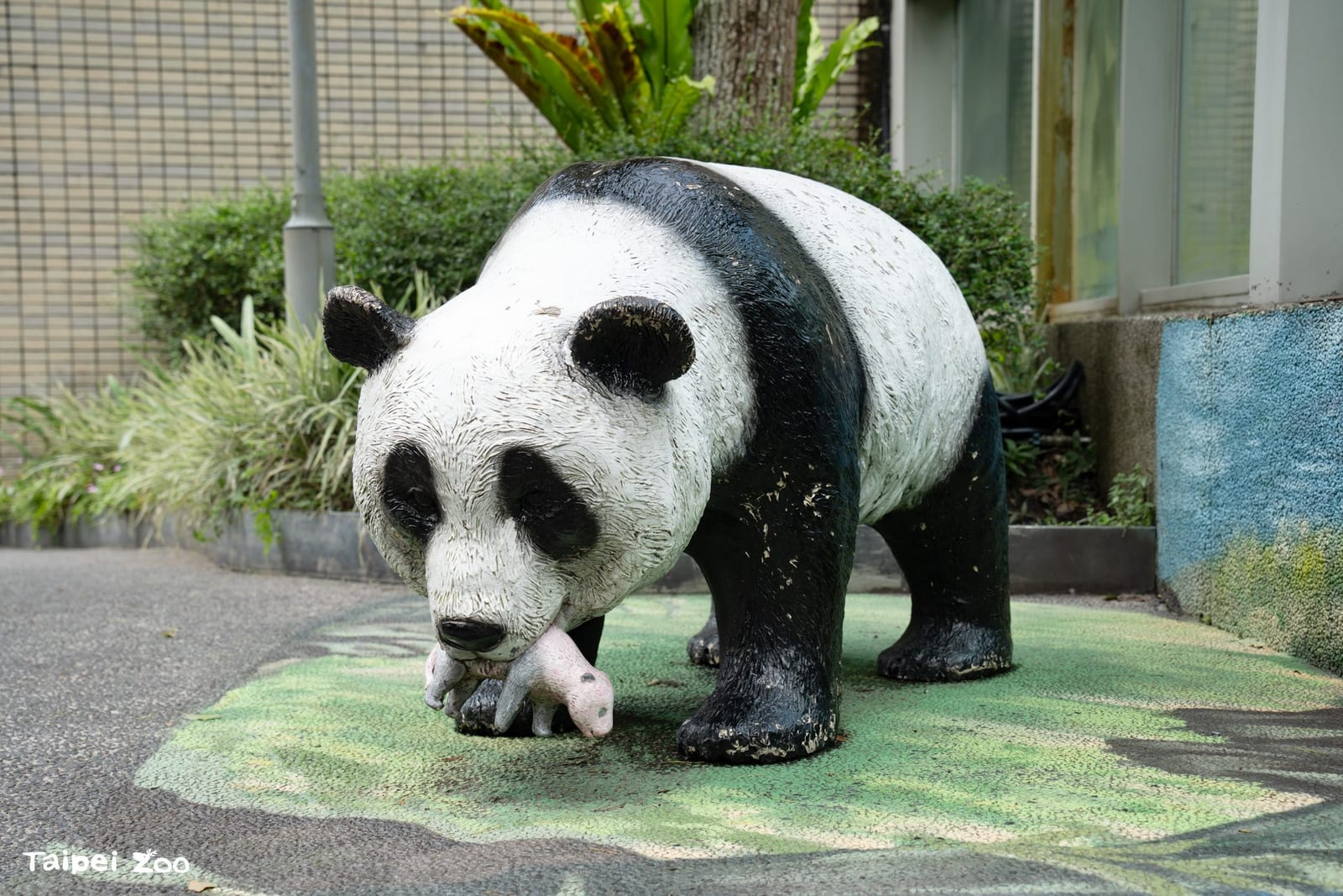 母親節到動物園「曬親愛」！尋找動物親子雕塑，感受自然界最溫柔的守護