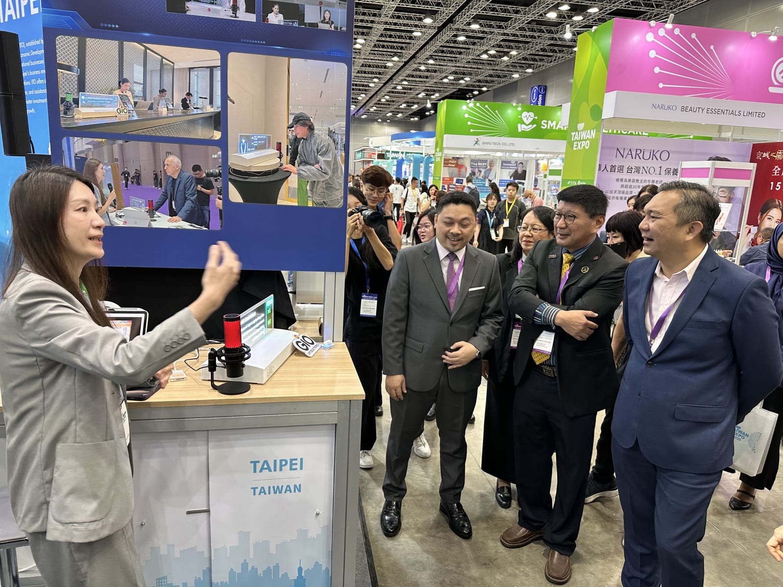 臺北市產業發展局領軍十四家企業，智慧能量閃耀2025馬來西亞臺灣形象展