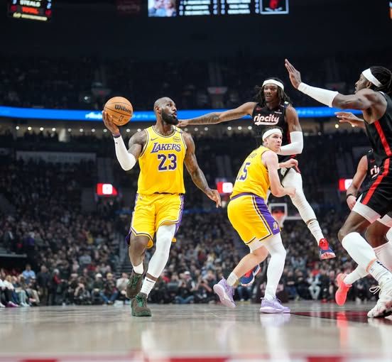 湖人隊客場擊敗拓荒者，LeBron James和Austin Reaves領軍展現精彩表現