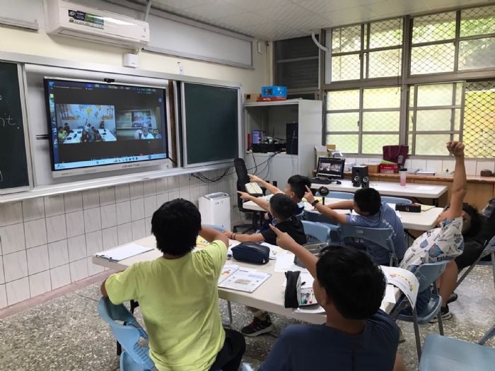 英語課程遠距直播共學計畫：縮短城鄉差距，開創學習新契機