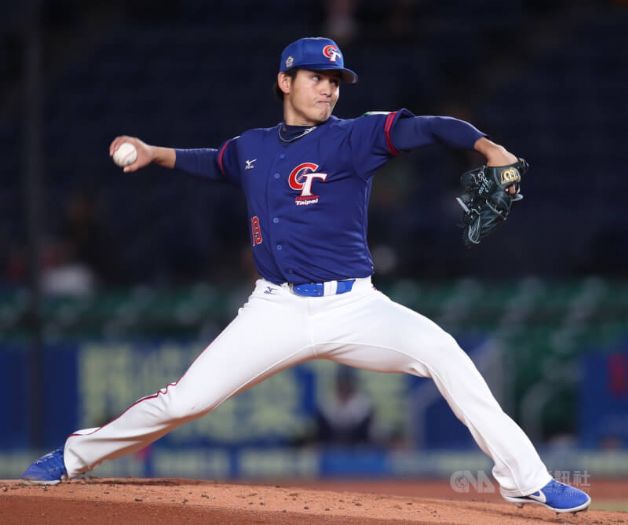 中華職棒選手張奕確定返回台灣,準備參與中職選秀。日本媒體透露了他決定返台的原因。