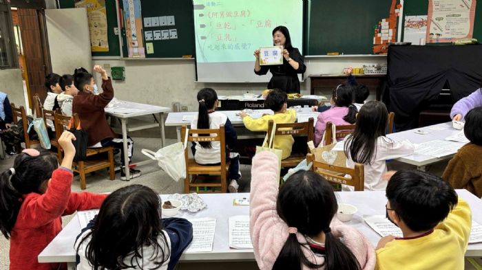 教育部推動沉浸式教學計畫，激發學生學習本土語言的熱情