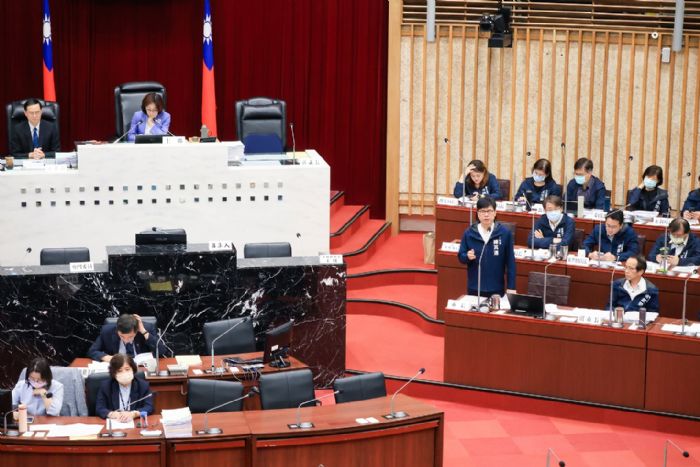 落實長照營運稽核 陳其邁:建立標準化監督機制 同步規劃完整配套