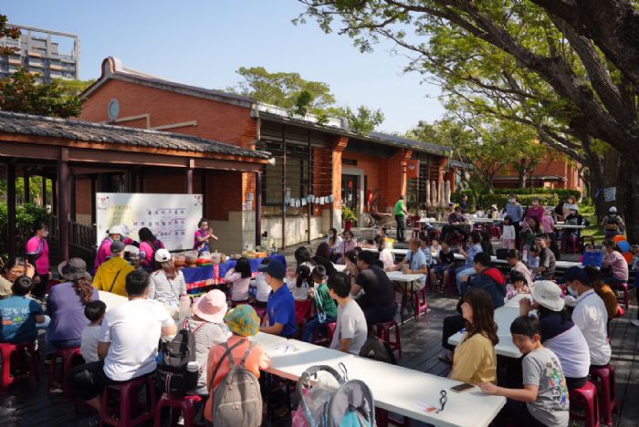 歡樂滿溢的「土地伯公生日嘉年華」：與家人一起感受客家文化的魅力