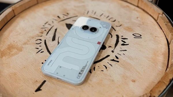 Nothing Phone (3a) 來台！中價位新機結合創新設計與強大功能