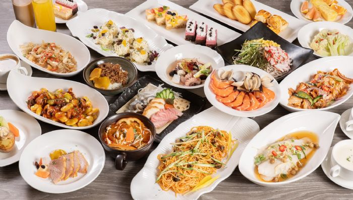 義大天悅飯店推出端午粽禮盒與超值線上旅展優惠，讓你享受雙重美好