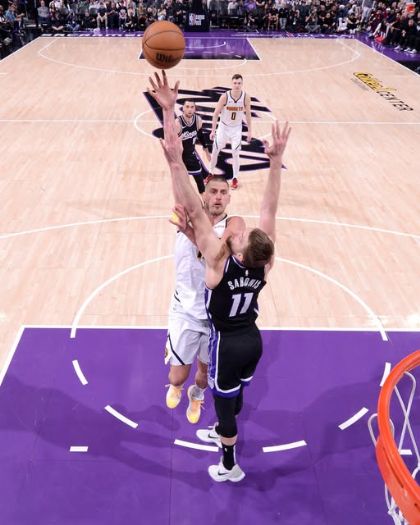 金塊新篇章迎來勝利開局！Jokic大三元領銜，終結連敗重返西區前四