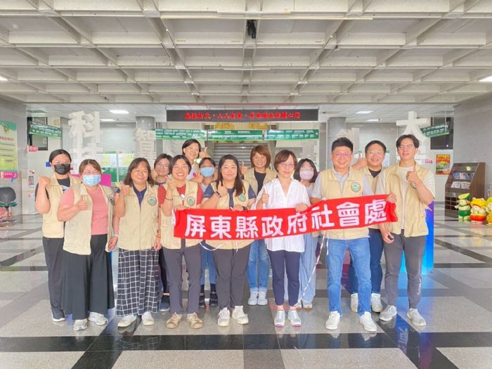 屏縣府支援花蓮復原再接力,社會處26位專業社工協力大進國小收容所