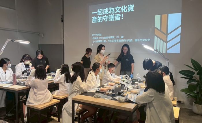 屏東典藏中心職人學堂開課，親手修復文物體驗守護文化的奇幻旅程