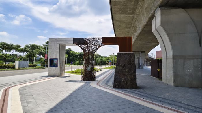 2025屏花漾市集浪漫登場,萬倉街鐵橋下化身城市花漾新地標